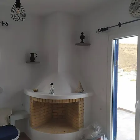 Dom wakacyjny Cycladic House With A Stunning View Mérichas